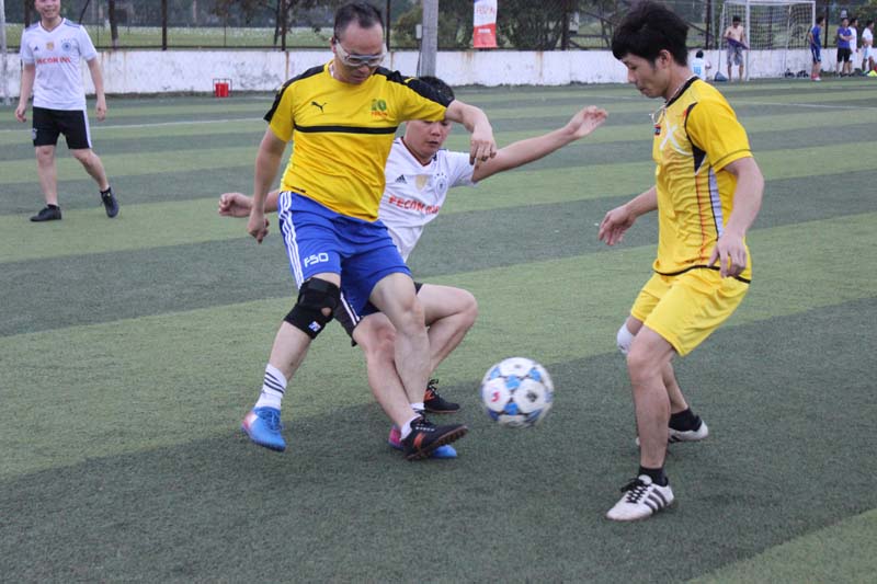 htfcn26518-5.jpg